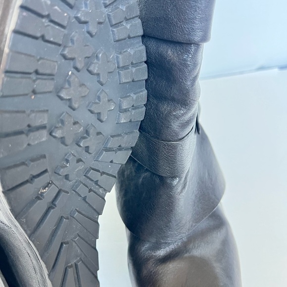 Vera Wang Lavender York Wedge Boots - Picture 15 of 15